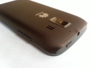 Huawei Ascend Y200, Lautstärke, Ein-Aus, Klinke - (Foto: N-Droid) Huawei Ascend Y200 Lautstärke Ein Aus Klinke Große Webansicht