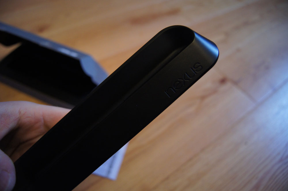 Nexus 7: Dock (Bild: n-droid.de) Nexus 7: Dock (Bild: n-droid.de)