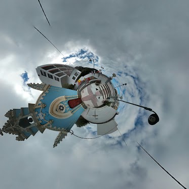 Tiny Planet (Bild: Alexei ALX) Tiny Planet (Bild: Alexei ALX)