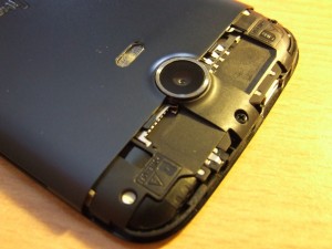 Wiko Darkmoon Simkarte, MicroSD (Bild: N-Droid.de)