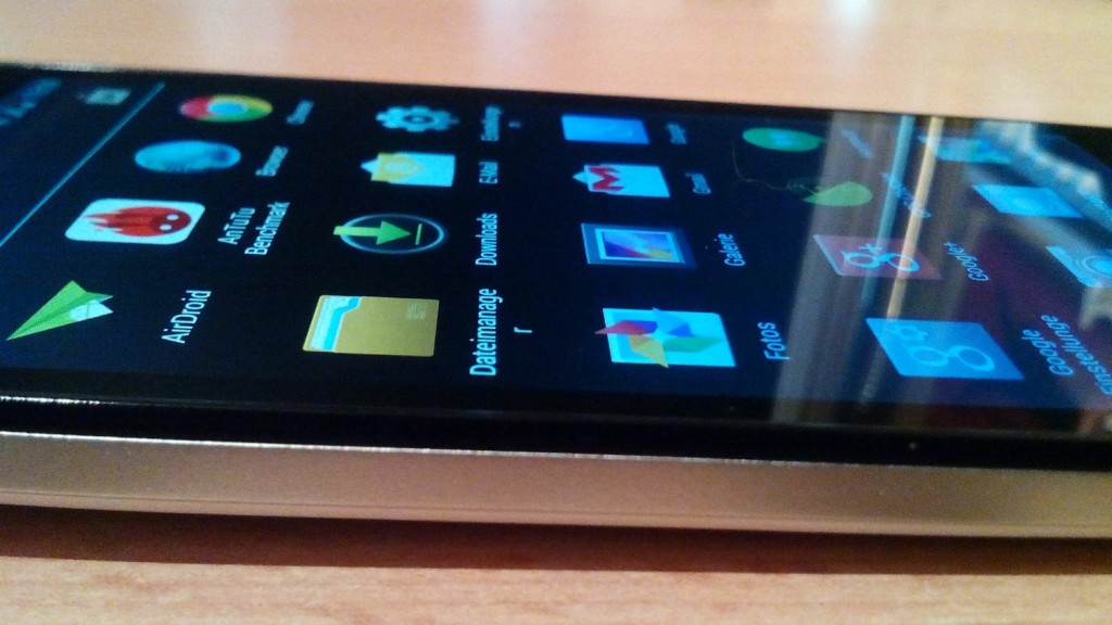 Wiko Wax Display enger Betrachtungswinkel (Bild: N-Droid.de).jpeg
