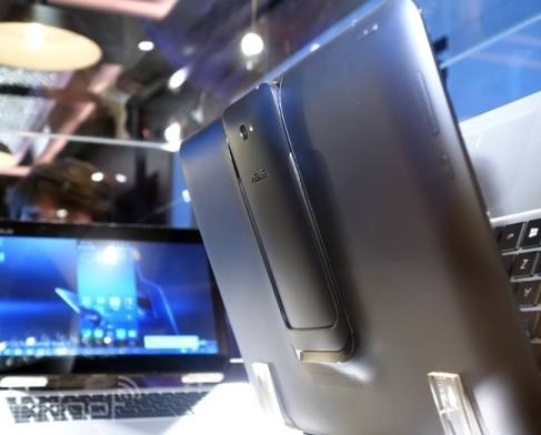 Das Transformer Book V. (Foto: Engadget)